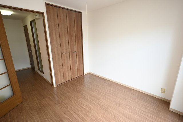 【内装】 | ラックハウス | ※同物件別部屋写真