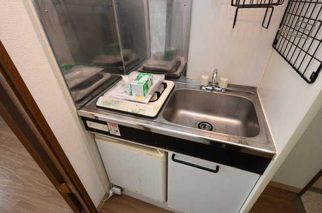 【キッチン】 | ラックハウス | ※同物件別部屋写真