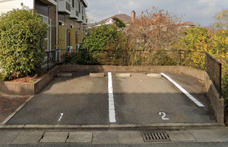 【駐車場】