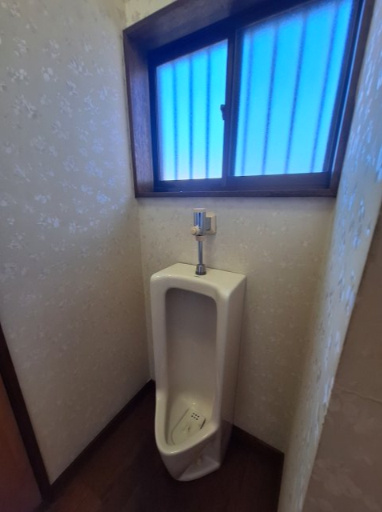 富岡市下黒岩貸事務所のトイレ