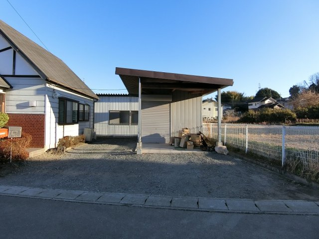富岡市下黒岩貸事務所の外観