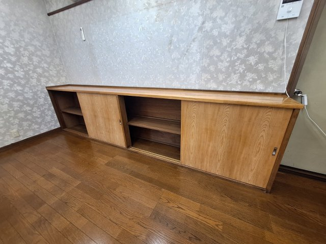 富岡市下黒岩貸事務所の収納