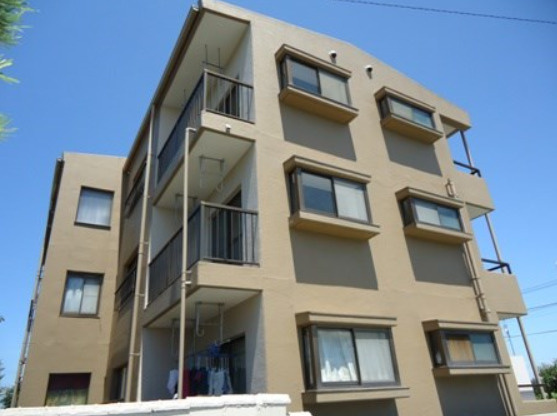 ローヤルマンションの外観