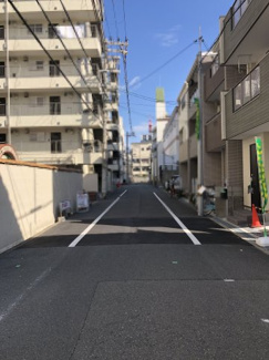 【前面道路含む現地写真】