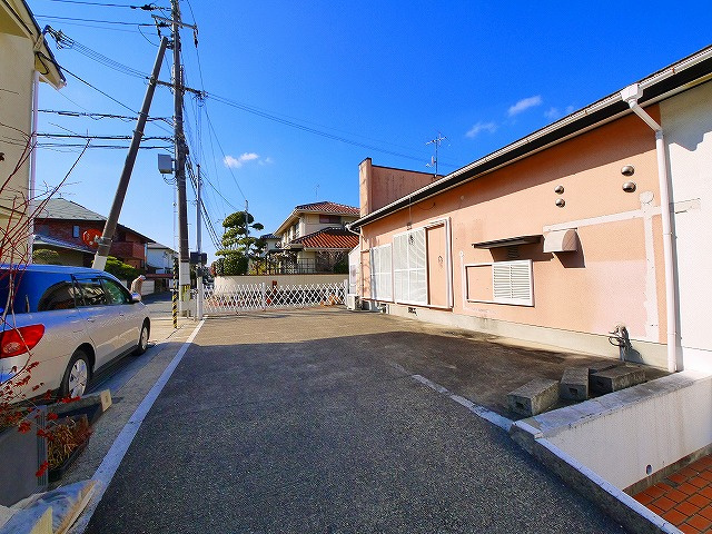 東登美ヶ丘4丁目店舗の周辺