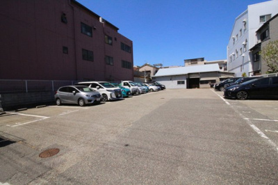 【駐車場】 | メレ・オハナ