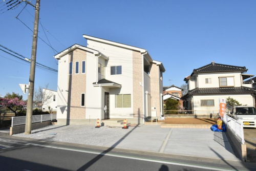 鴻巣市原馬室 新築一戸建て全１棟 鴻巣で分譲マンション 一戸建て 土地ならスマイルハウス