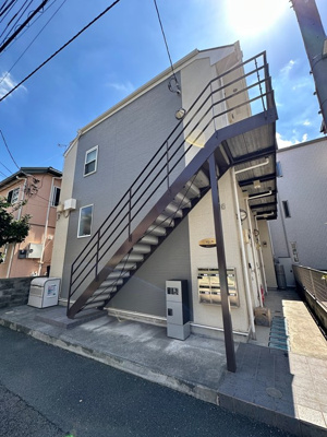 【外観】 | マローネ | 小田急線「相模大野」駅まで徒歩3分！便利な立地の2階建てアパートです！駅近のお部屋をお探しの方におすすめ♪