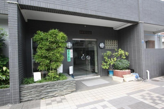 【エントランス】