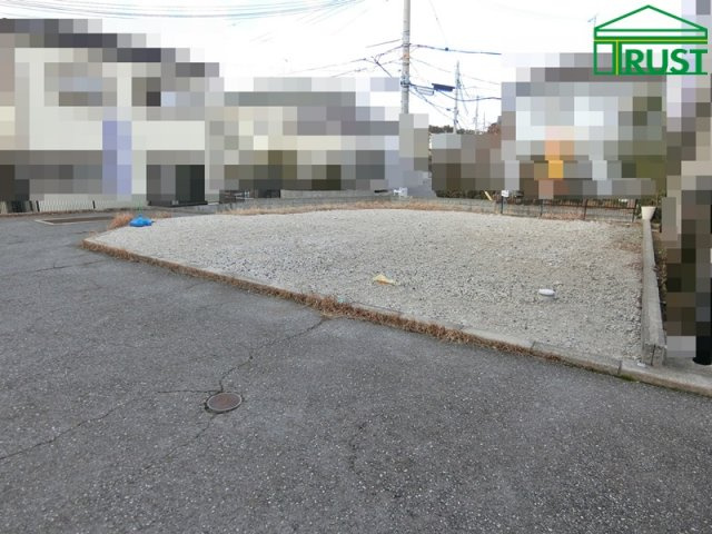 西区天が岡　売土地の前面道路含む現地写真