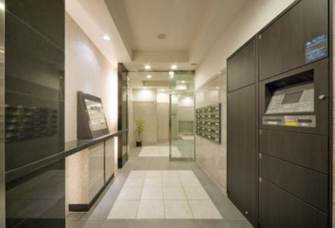 千代田区神田司町２丁目の賃貸マンションのその他|エントラス