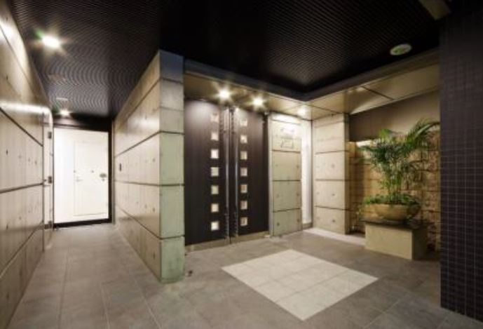 千代田区神田司町２丁目の賃貸マンションのその他|エントラス