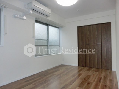 【洋室】 | YDビルディング