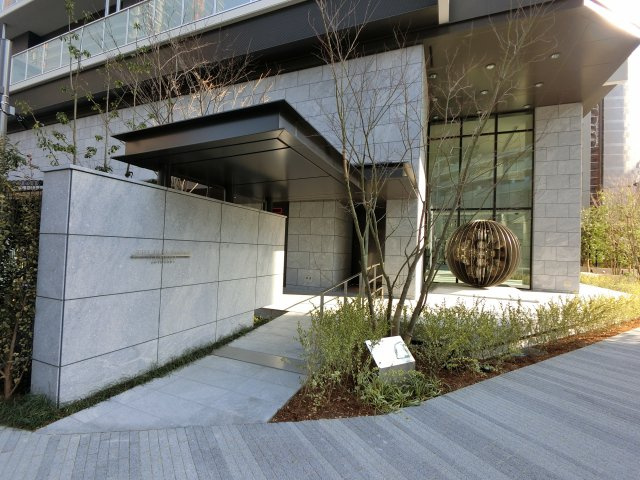 【エントランス】