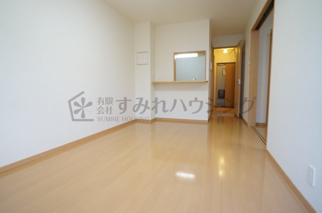 アムール北山の居間・リビング