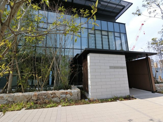 【エントランス】