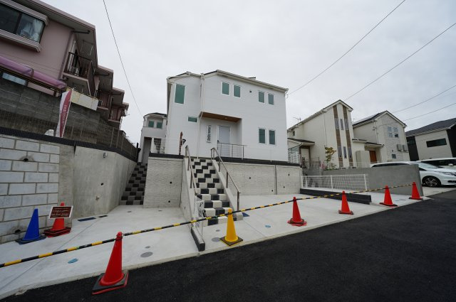 保土ヶ谷区宮田町２丁目　全３棟新築戸建て【成約】の外観|保土ヶ谷区宮田町2丁目 全3棟の新築分譲住宅、2号棟のご紹介です。