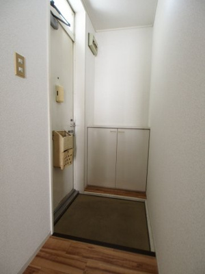 【玄関】 | セジュール尾崎