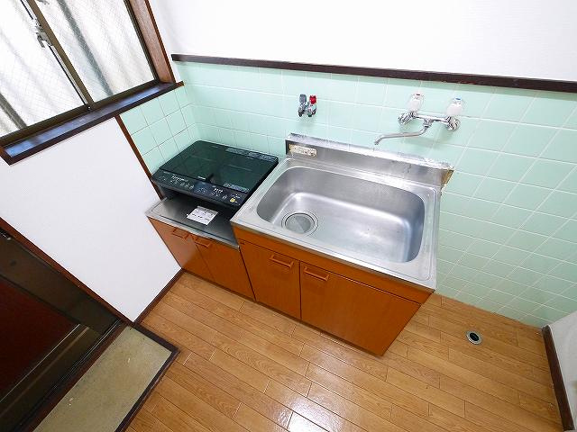 コーポ華（肘塚町）のキッチン|キッチンでお料理をお楽しみください