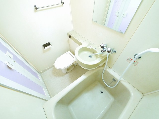 コーポ華（肘塚町）の浴室|きれいなお風呂です