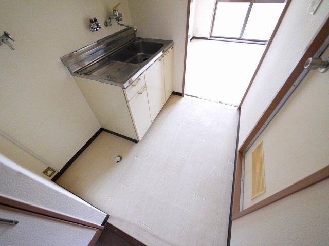 プチハイツ奈良のキッチン|使いやすいキッチンです