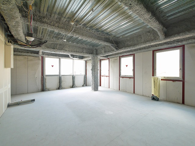 SQUARE　NARA　SANJOの内装