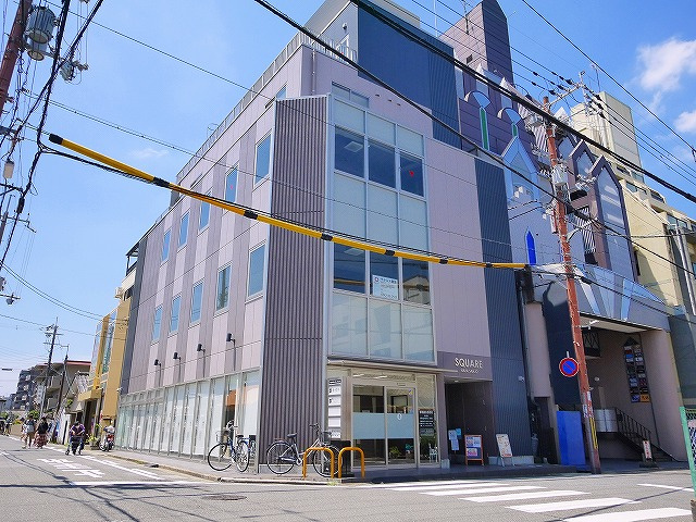 SQUARE　NARA　SANJOの外観|外はこのようになっています