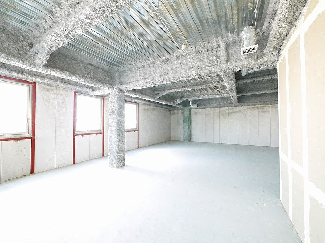 SQUARE　NARA　SANJOの内装