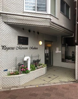 【エントランス】