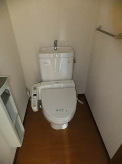 【トイレ】 | J-house | シンプルで使いやすいトイレです