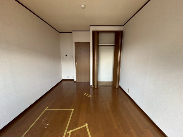 東大阪市若江西新町３丁目の賃貸マンションの居間・リビング