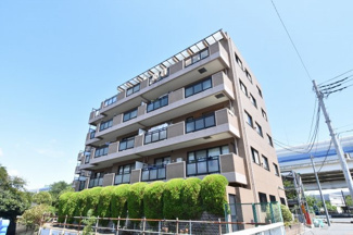 【外観】 | JR京浜東北線・根岸線「根岸」駅バス10分、みなとみらい線「元町・中華街」駅バス19分「本牧元町」停歩1分。