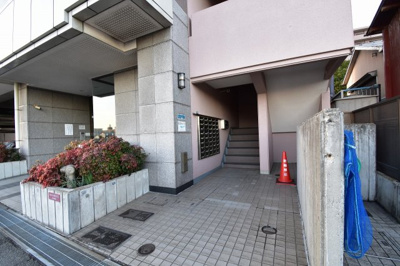 【エントランス】 | ネオマイム鶴見中央