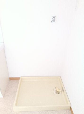 【設備】 | 廣谷ビル | 洗濯機置場