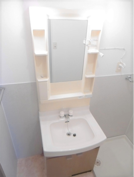 アフローテ山川の洗面所|コンパクトで使いやすい洗面所