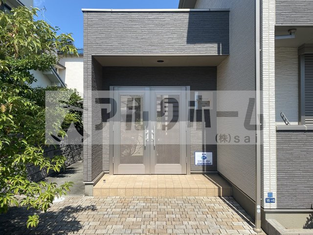 ベルリード稲山のエントランス