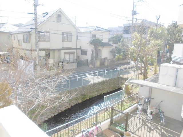 MAC久米川コートの展望