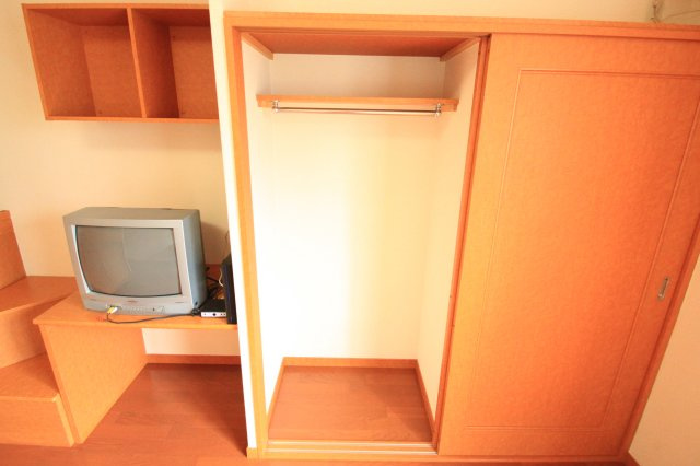 レオパレス金岡の収納