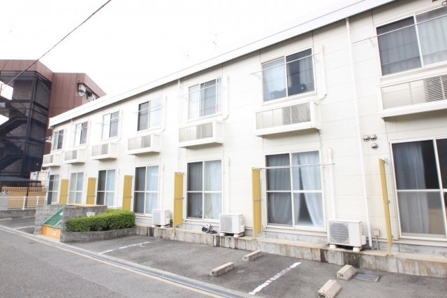 レオパレス金岡の外観