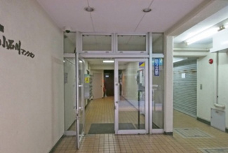 【エントランス】