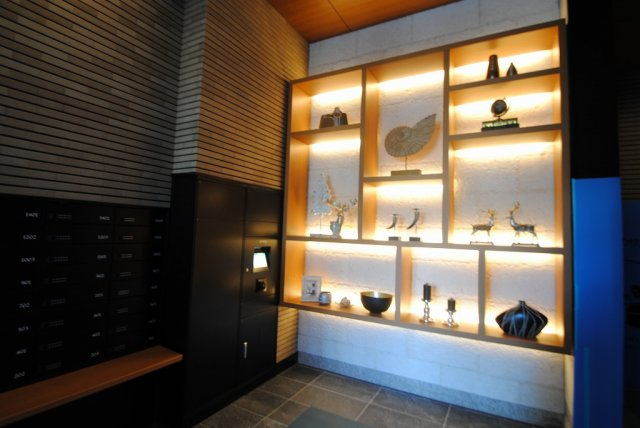 グランフォーレ諏訪野プレミアムのエントランス