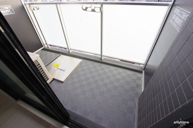 ファーストフィオーレ難波南パークサイド　仲介手数料無料のバルコニー