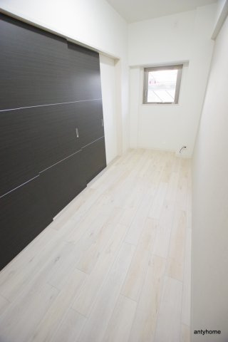 レミオコート都島の洋室
