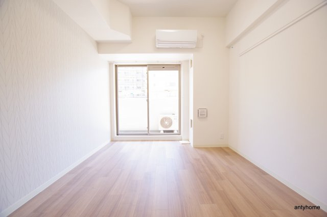 プレサンス梅田北ディア　仲介手数料無料の洋室