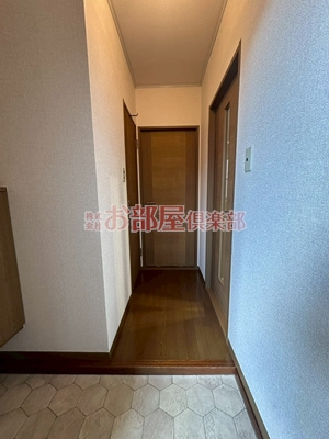 コーポ・アゼリアの玄関|玄関です