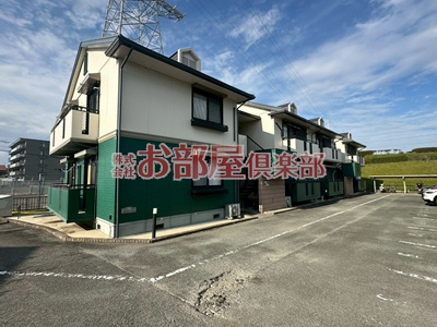 コーポ・アゼリアの外観|落ち着いた雰囲気の外観です