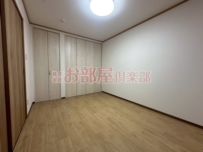 コーポ・アゼリアの洋室|きれいな洋室です