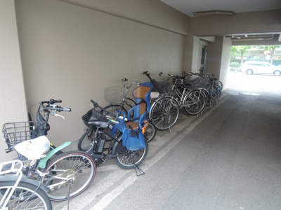 【その他共用部分】 | 白山スカイマンション | 駐輪場