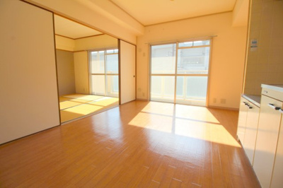 【居間・リビング】 | 宏栄ハイツ