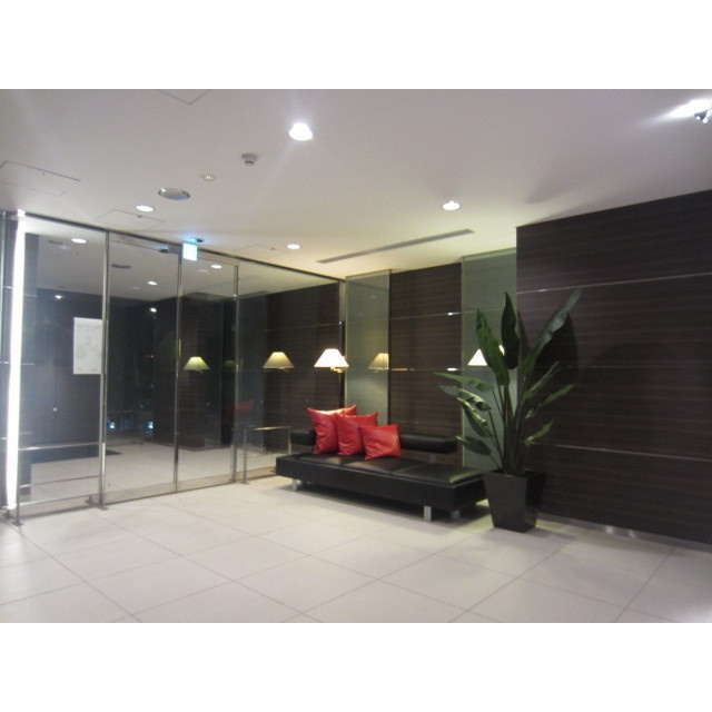 ブランズ市谷田町のロビー|ブランズ市谷田町